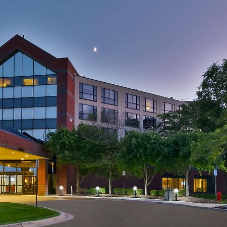 Hotel Оберн-Гіллс Екстер'єр фото